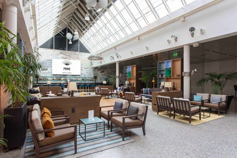PRIME bar and lobby of Holiday Inn Berlin City West hotel